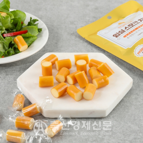 중국 소비자에게 선보이게 될 임실스모크 치즈.